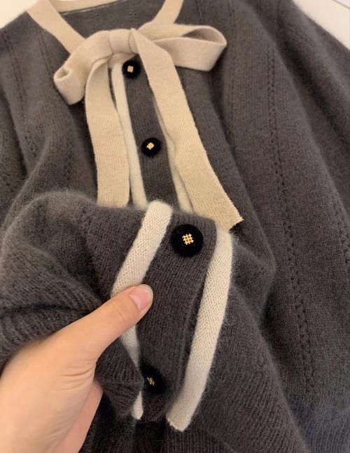 毛織灰色浣熊絨針織開衫秋冬百搭溫撞色蝴蝶結毛衣外套 - 17網
